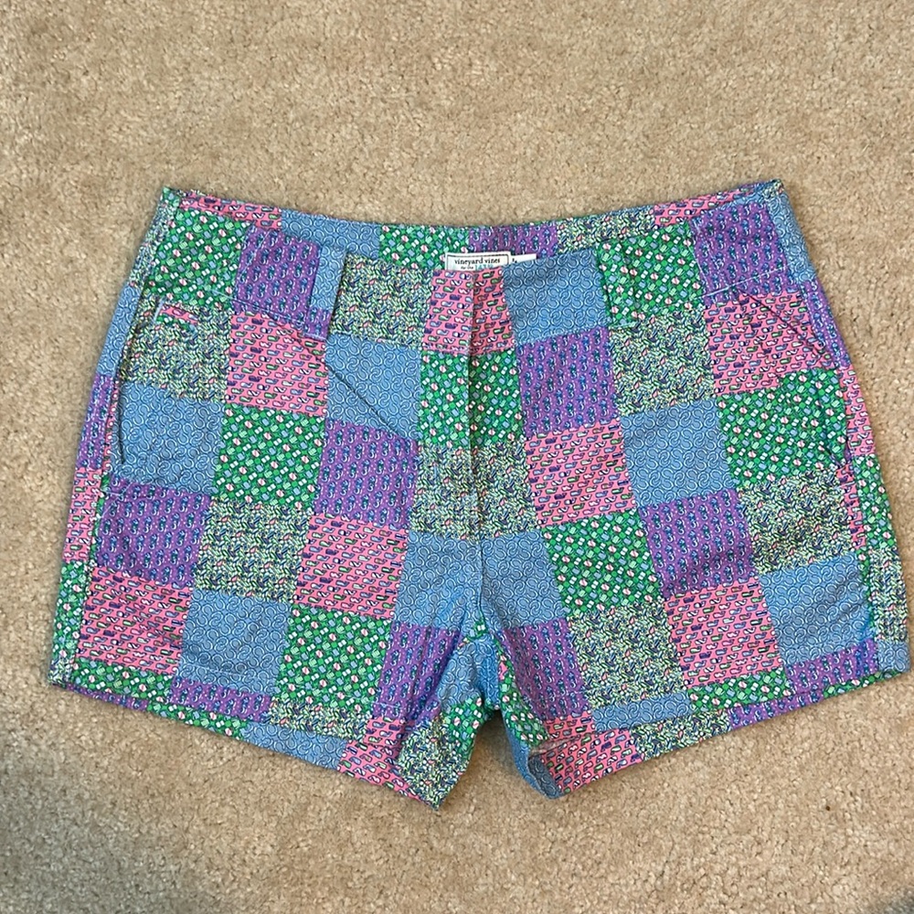 Vineyard Vines Kentucky Derby shorts size 6